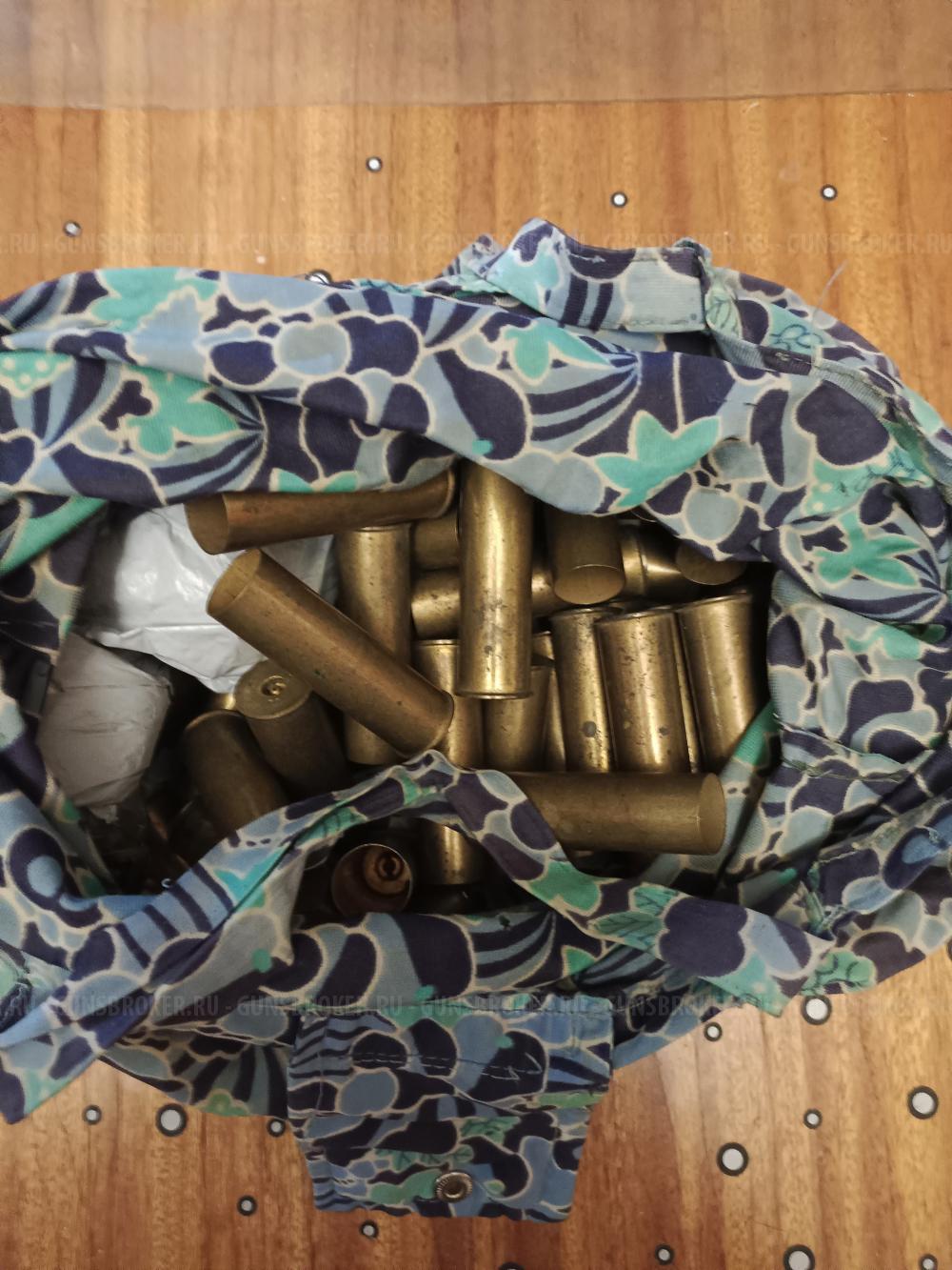 12 кг дроби (разной крупности) и пыж контейнер