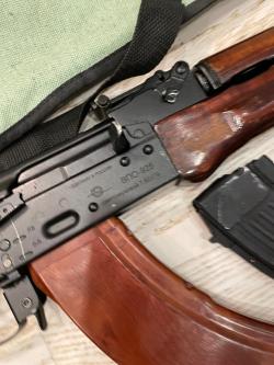 Новый АКМ ВПО-925 1 кат., автоогонь, одни номера, доки, 2 магазина