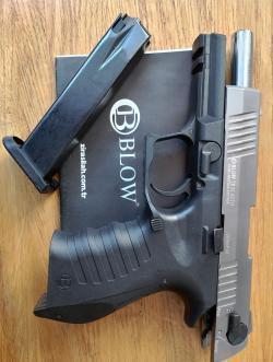Сигнальный пистолет Blow TR-92, калибр 9мм, НОВЫЙ