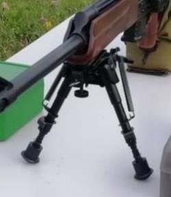 Антабла (винт) на цевье Вепря СОК-95 для сошек