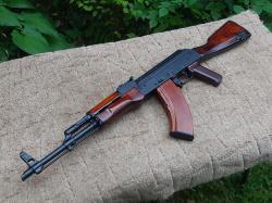 Автомат Подарочный АКМ Охолощенный "Молот армс" ВПО-925 1974 года состояние супер люкс.