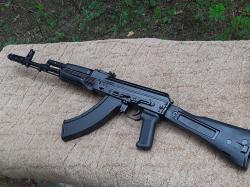 Автомат Калашникова охолощенный АК-103 2019 г., в отличном состоянии.