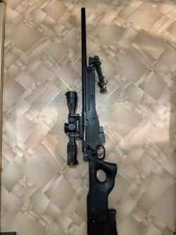 AWM Accuracy International 