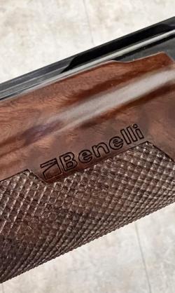 Benelli Super Black Eagle II Wood Limited Edit