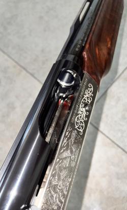 Benelli Super Black Eagle II Wood Limited Edit