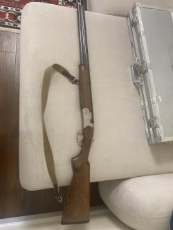 BERETTA.  12/76