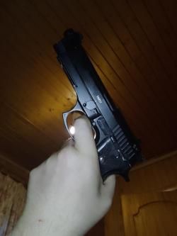 Beretta 92
