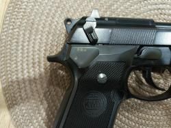 Beretta M92