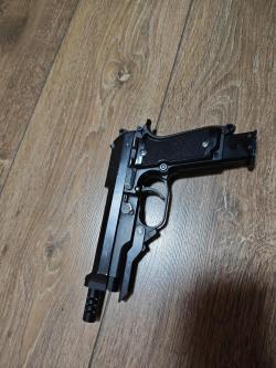 Beretta М93R