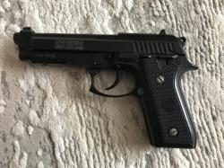 Beretta SA P92