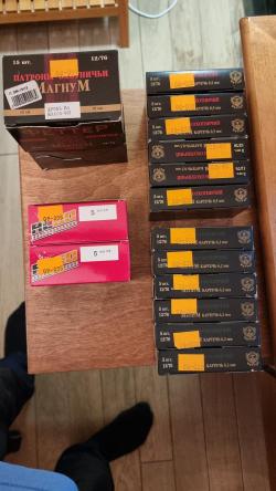 Продаю новый итальянский полуавтомат Bernardelli Mega Synthetic хромированные стволы 12/76 760мм + доп ствол (пулевой, c мушкой и целиком) ) 12/76 610мм + сменные чоки.