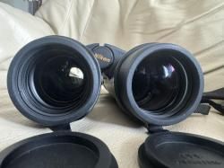 Бинокль Nikon Monarch 7 8x42