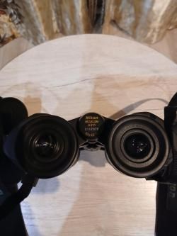 Бинокль Nikon 