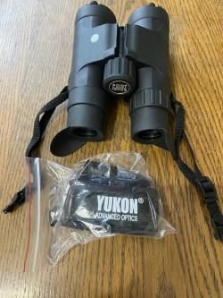 Бинокль Yukon Point 10x42