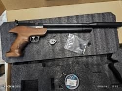 Black strike b 030