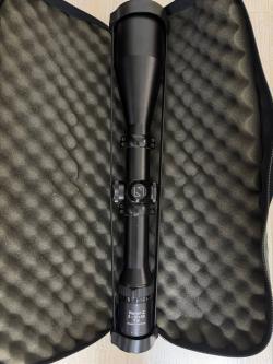 Blaser R93 8x68s с прицелом Zeiss