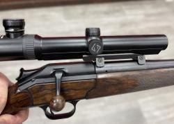Blaser R93 в роскошной комплектации: с двумя прицелами Zeiss, 3 стволами, кейсом и ремнем