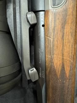 Карабин Blaser R93 (два ствола, в комплекте оптический прицел с ночным видением) 