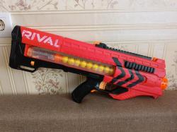 Бластер Nerf Rival Zeus красный