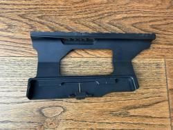 Боковой кронштейн SAG