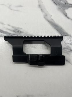 Боковой кронштейн Sag