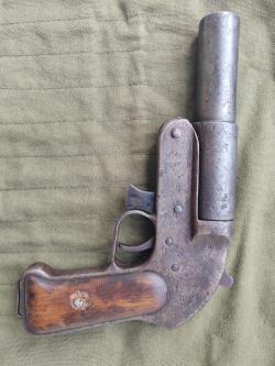 Румынская ракетница сигнальный пистолет