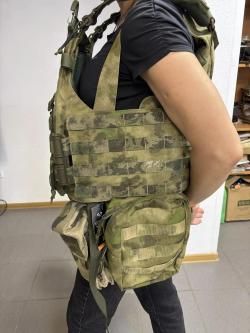 бронежилет и разгрузка
