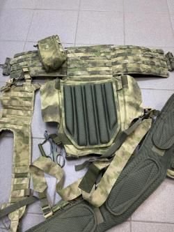 бронежилет и разгрузка