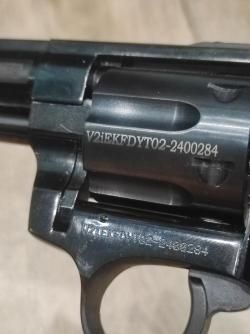 Бульдог из первой партии с вороненым барабаном. Новый!