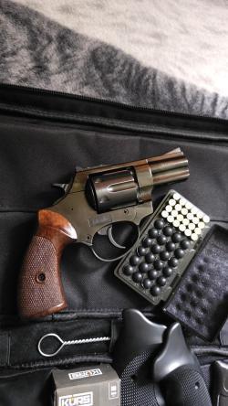 Бульдог-Курс новый! Жирный комплект! Вороненый 1шт. на наличии!