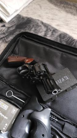 Бульдог-Курс новый! Жирный комплект! Вороненый 1шт. на наличии!