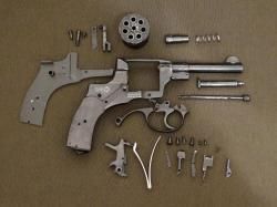 Царский Наган 1904 года, револьвер сигнальный «Блеф»