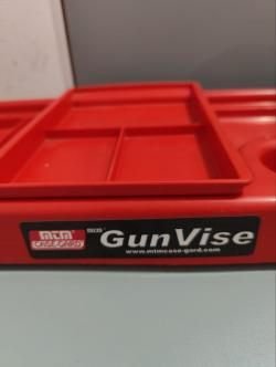 Центр для чистки и ухода за оружием MTM Gun Vise G