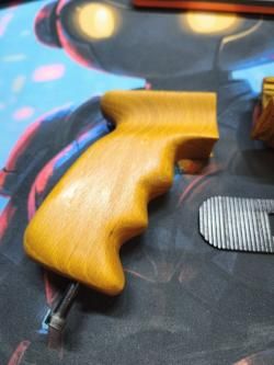 Цевье и рукоятка сайга