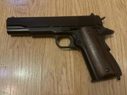 Colt 1911 