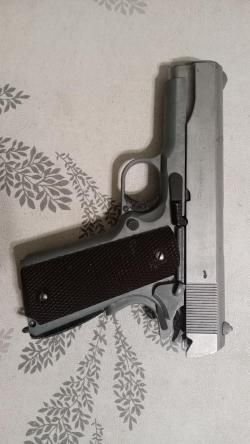 Colt M1911 Gletcher