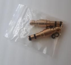 Cricket, Атаман заправочный штуцер квик