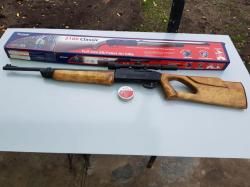 Crosman 2100