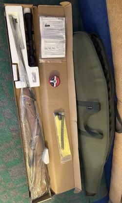 Crosman Optimus R8-C01K77X (дерево, прицел 4x32) + Чехол оружейный Vektor 501 (118 см.)