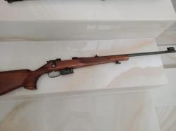 CZ 527