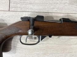 CZ 527