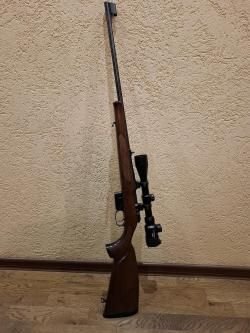 CZ 527