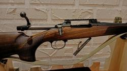 CZ-557 Lux