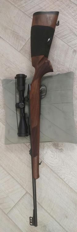CZ-557 lux