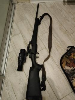 CZ 557 night sky