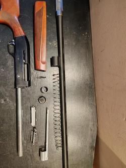 CZ 712