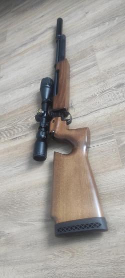 CZ200