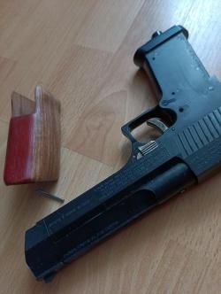 Daisy 400.desert eagle.