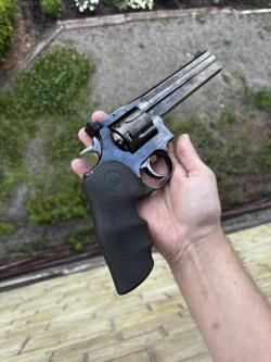 Dan Wesson 715-6 ASG