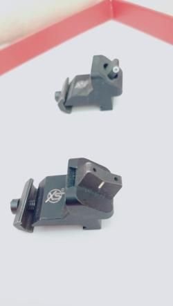 Дополнительные целик и мушка на AR 15